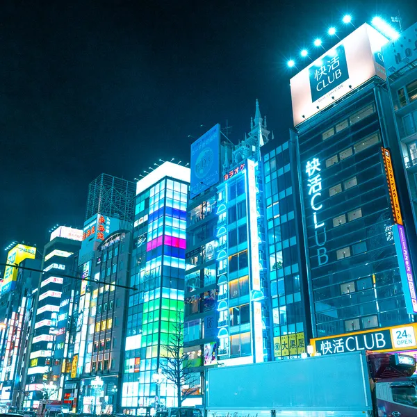 Shinjuku Neon Street Night Portrait Shoot